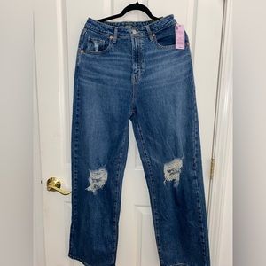 Women’s high-rise  baggy jeans